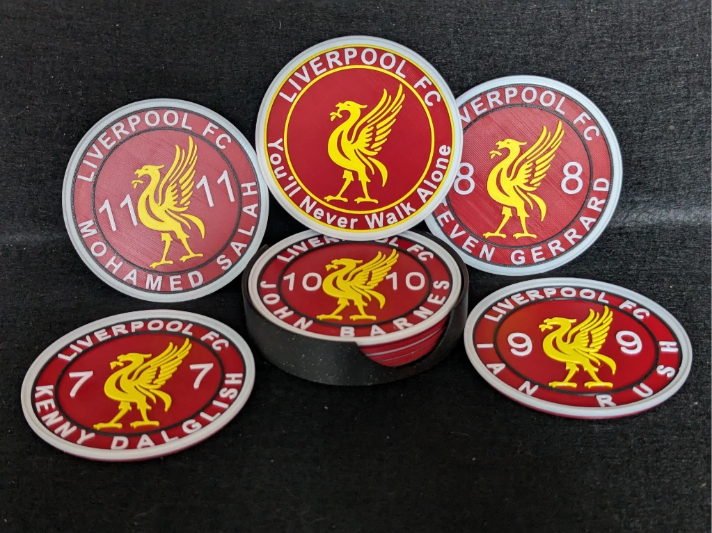 [NML-FANS-FAN-4-003] Liverpool Coaster Set – Fan‑lavede glasbrikker til Reds‑supportere (4)